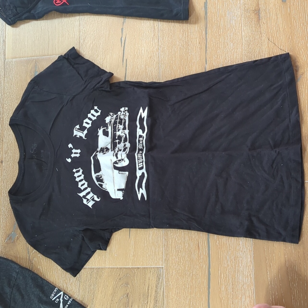 Like new slow and low tee by pinky star